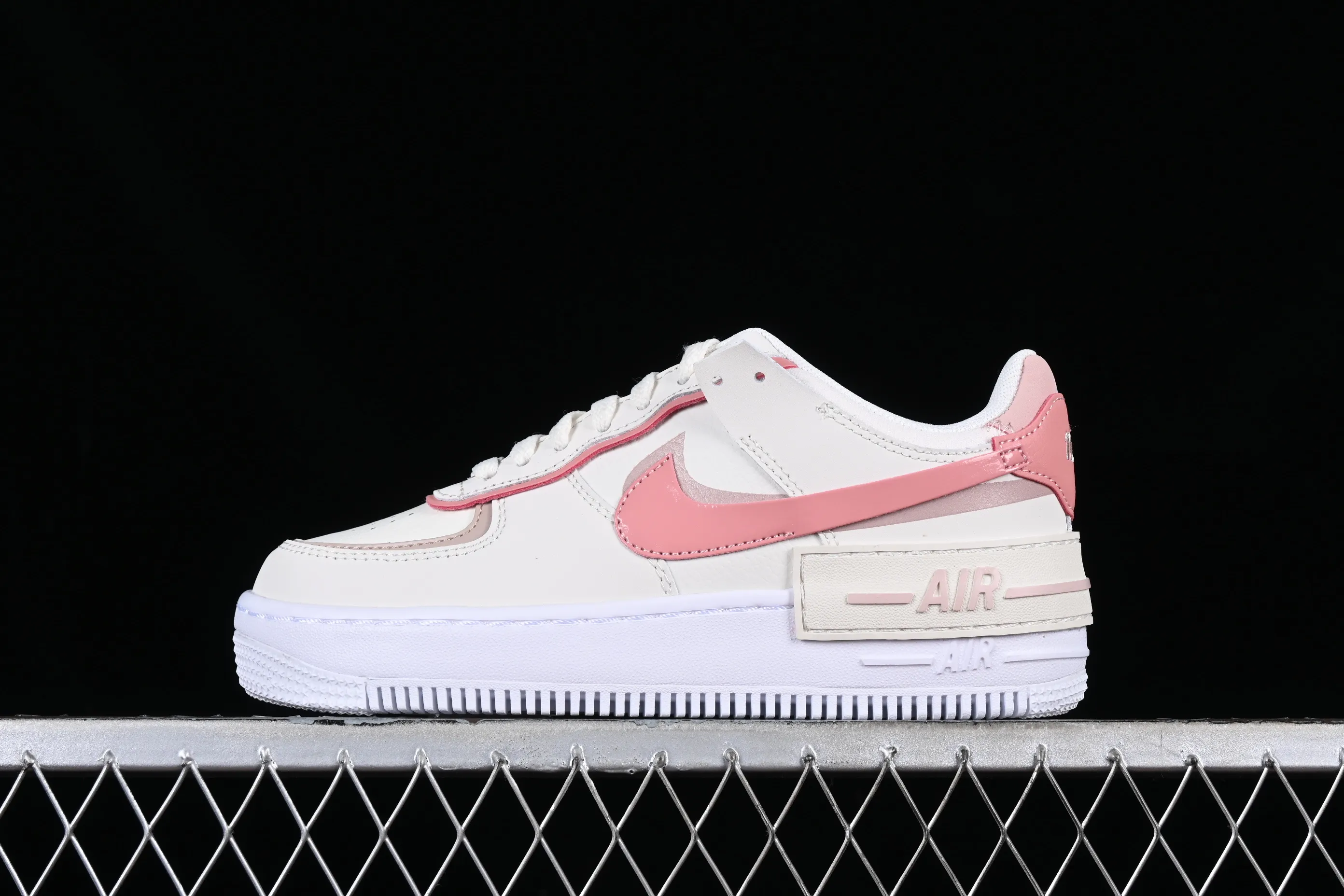 All Categories Nk Air Force 1 Air Force Series Nk Air Force 1 Shadow Air Force Lightweight Increase Nk Air Force 1 Shadow Air Force One Lightweight Increase Low-top Versatile Sneakers DZ1847-001